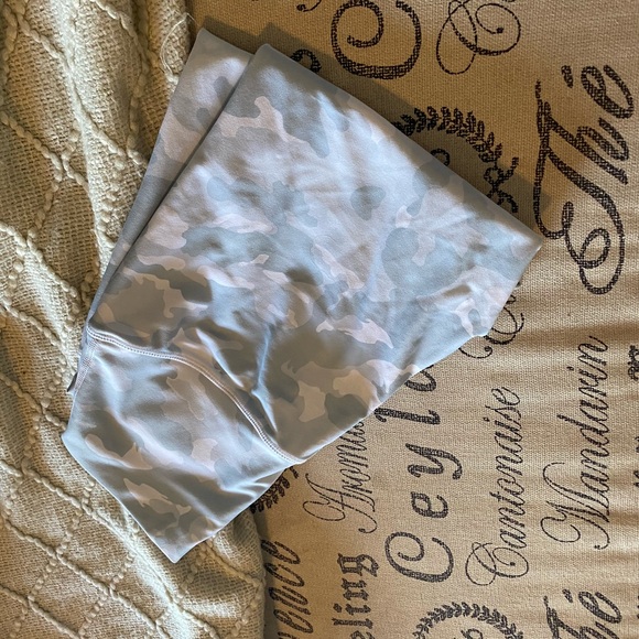 White camo Ptula Desiree leggings - Picture 2 of 2